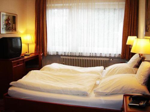 Hotel - Restaurant Reher Hof Hagen  Bagian luar foto